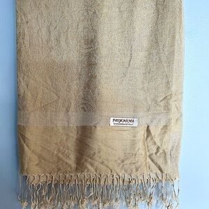 Pashmina scarf - like new 70% pashmina 30% silk